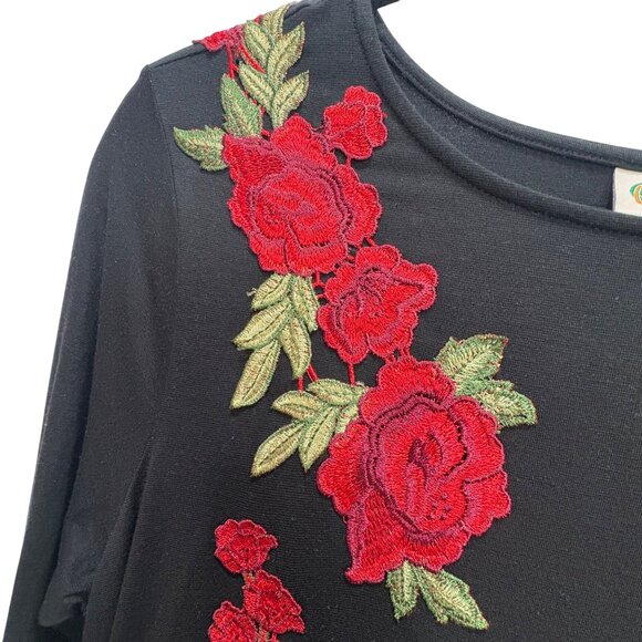 Collections Etc Black Dress Embroidered Red Roses Floral Med Slinky Stretch VTG - Picture 5 of 9
